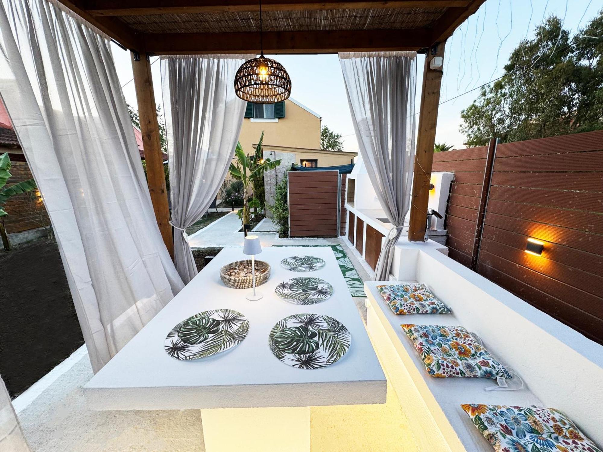 Burnelia Vacation House Lefkimmi  Luaran gambar